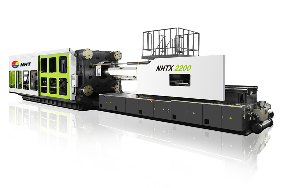 Servo energy-saving injection molding machine